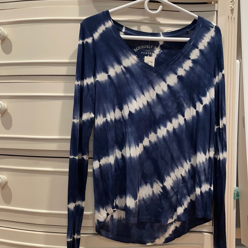 blue and white tie dye long sleeve shirt